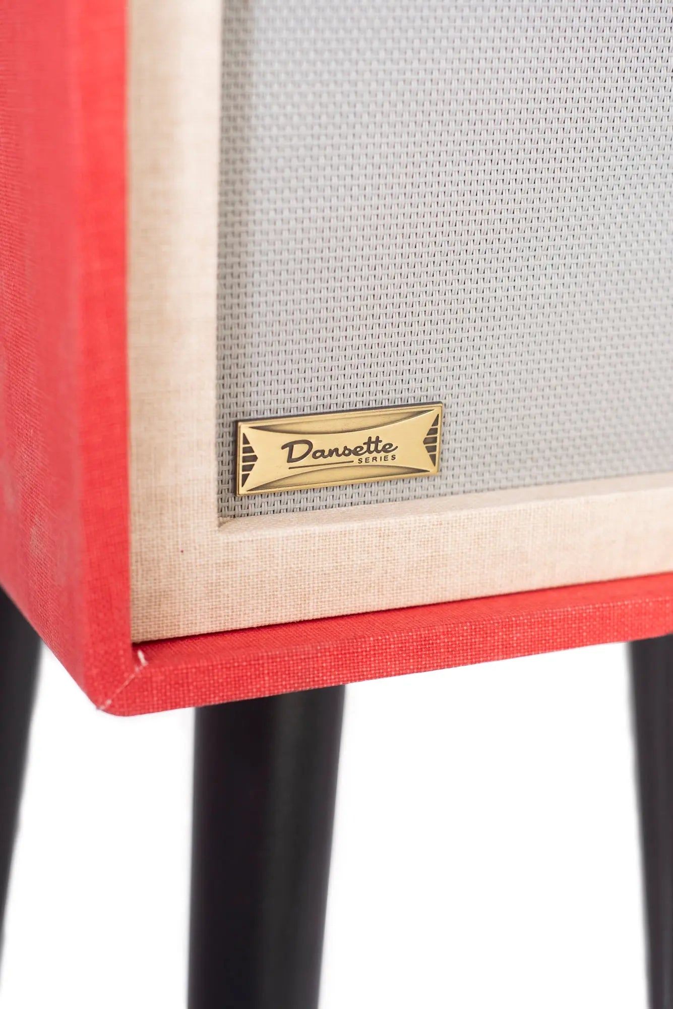 Bermuda Bluetooth record player - CR6233A-RE | Vintage red Crosley Radio Europe