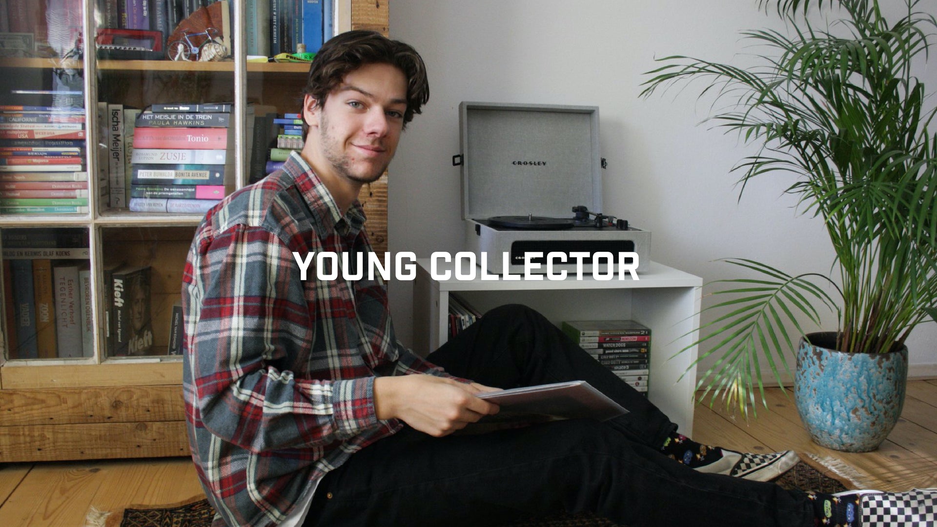 Young collector: Iggy van Maanen Crosley Radio Europe