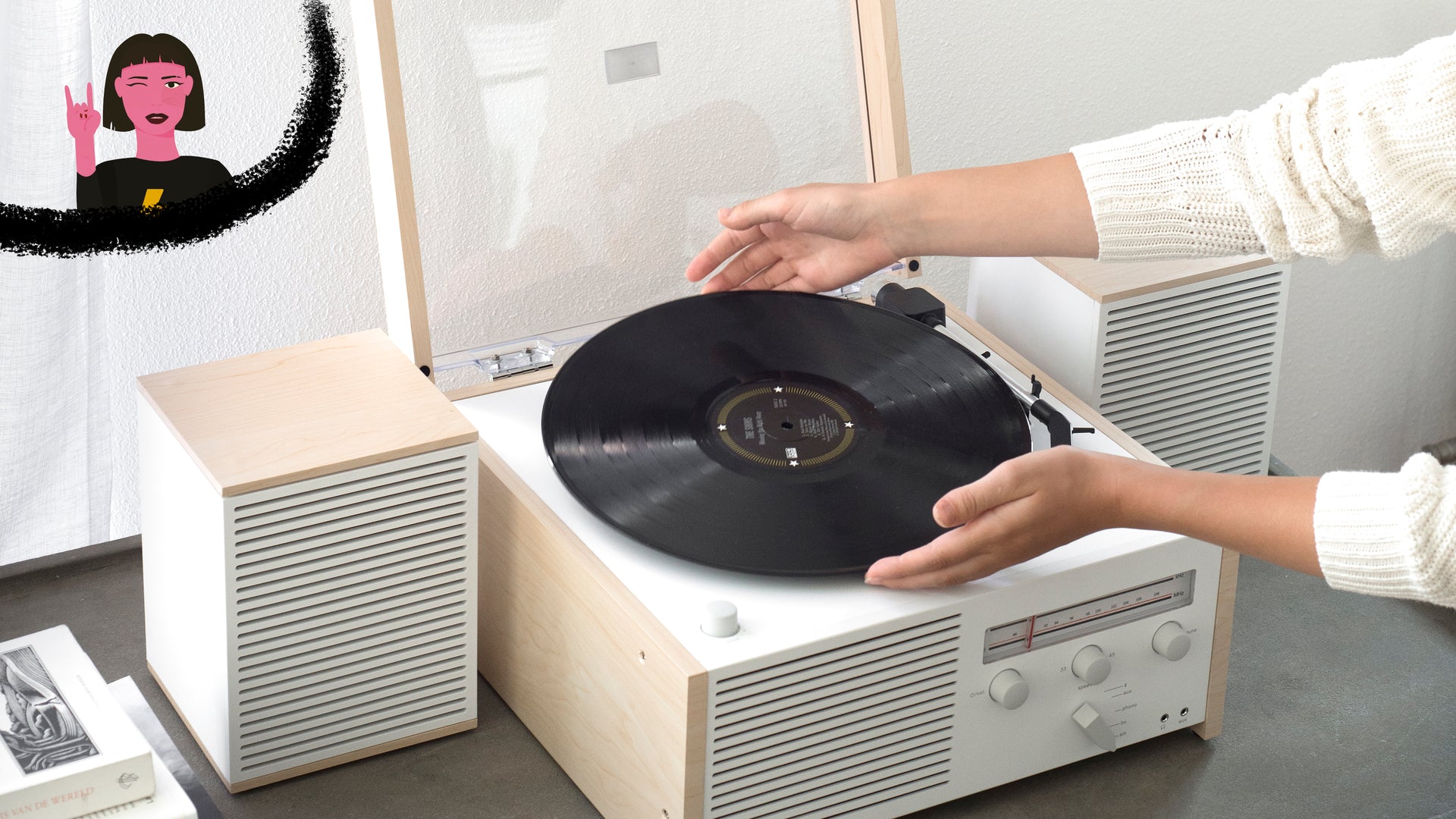 Ask Julia: How to keep your records clean? Crosley Radio Europe