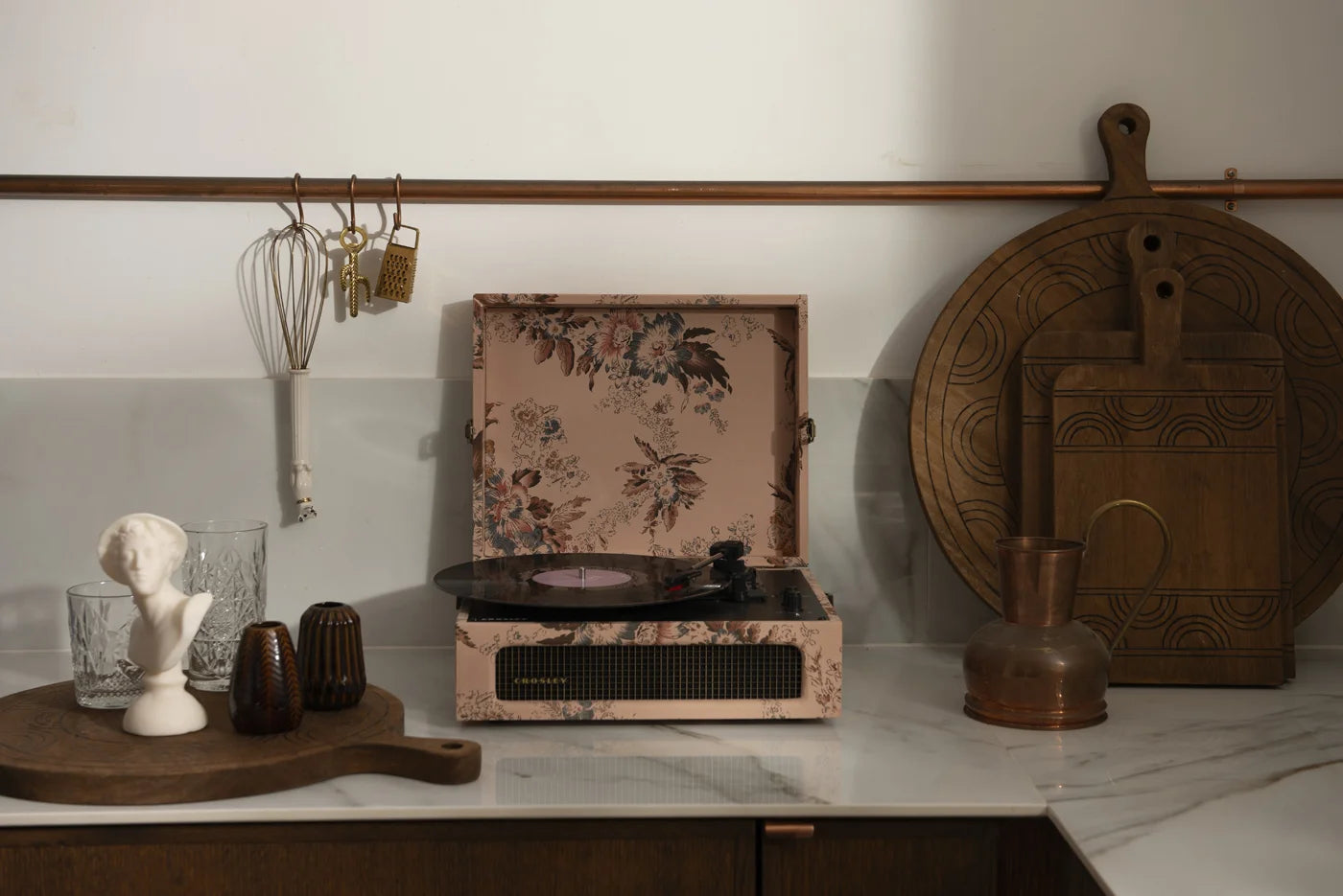 Crosley Voyager Bluetooth Record player Floral