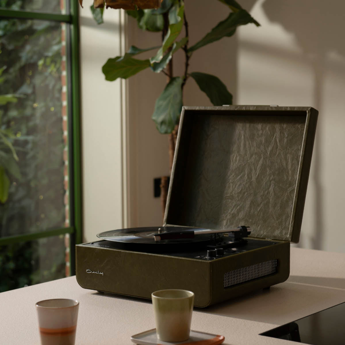 Crosley Radio Europe | Mercury Bluetooth Record Player - Forest Green