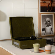 Crosley Radio Europe | Mercury 2-way Bluetooth record player - CR6255A-FG4 | Forest Green