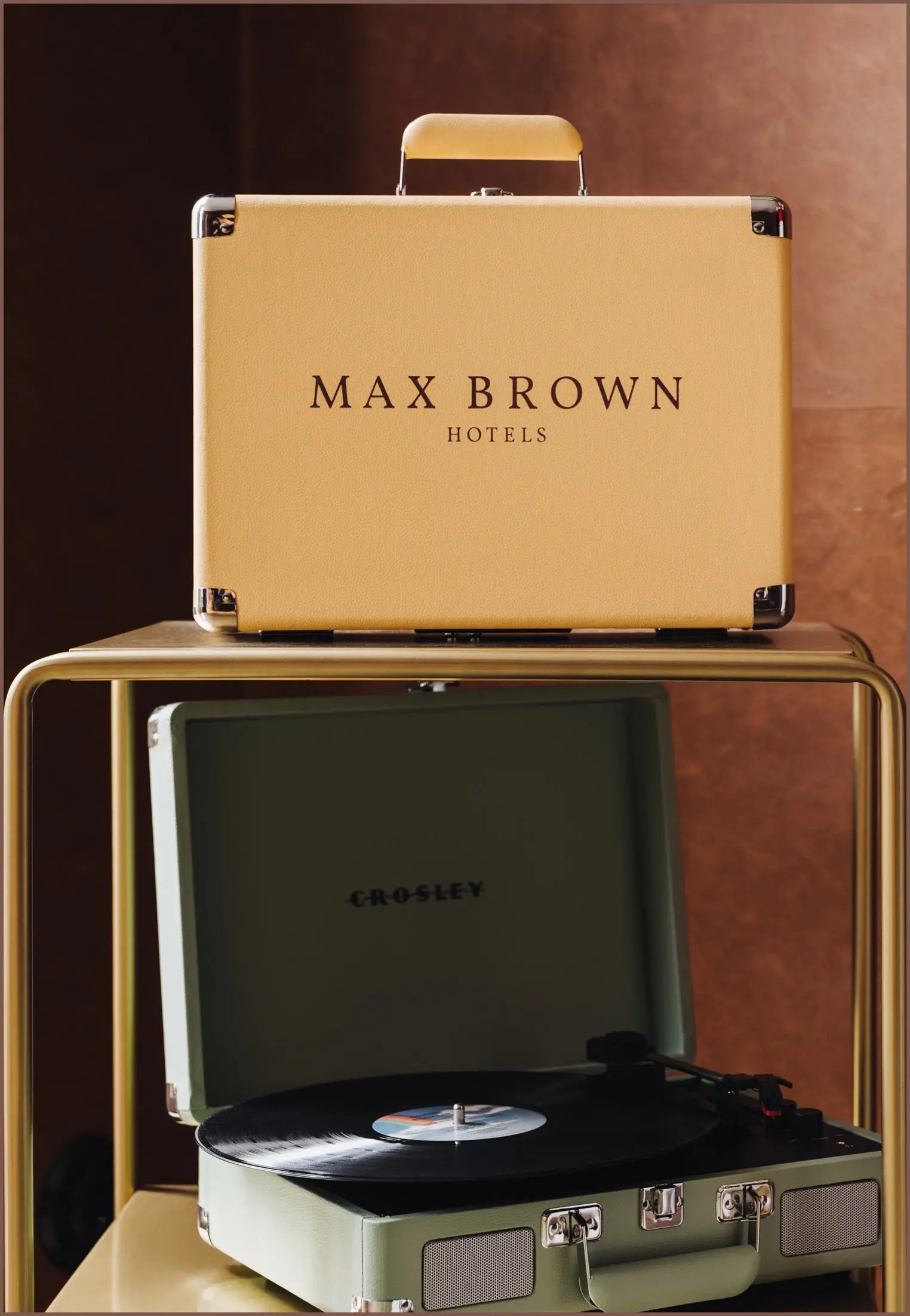 Max Brown x Crosley Bluetooth record player | FAWN Crosley Radio Europe